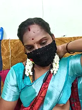 Snapshot of Tamil_Pallavi chatting on 04/28/26, 05:40 Tamil Pallavi online show from 04/28/26, 05:40