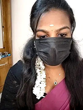 Snapshot of Tamil_Shara chatting on 01/12/26, 04:12 Tamil Shara online show from 01/12/26, 04:12
