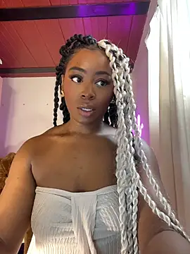 Cynthia es online show from 06/11/26, 01:20