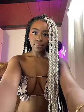 Cynthia es online show from 06/12/26, 01:54