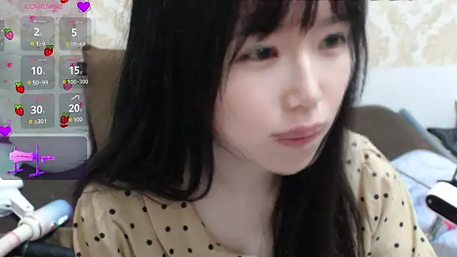 Snapshot of himaridesu chatting on 06/25/26, 04:22 himaridesu online show from 06/25/26, 04:22