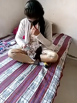 Kavya-collage online show from 12/05/25, 06:22