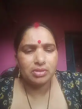 Your-shreya143 online show from 07/08/26, 10:31