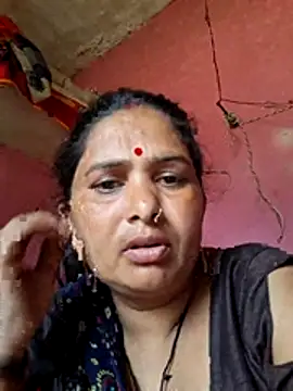 Your-shreya143 online show from 07/27/26, 09:49