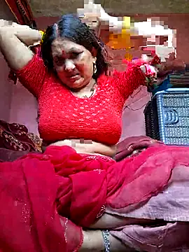 Your-shreya143 online show from 07/28/26, 10:43