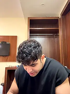 Snapshot of Anshtease chatting on 12/04/25, 06:12 Anshtease online show from 12/04/25, 06:12