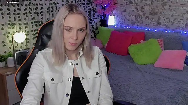 Gina Gina love online show from 05/29/26, 12:52