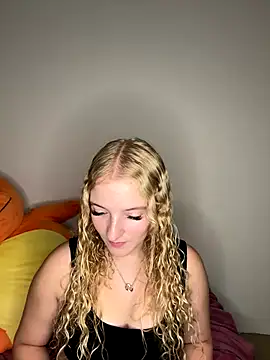 Sophie cute06 online show from 12/16/25, 07:02