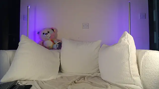 Sophie cute06 online show from 04/29/26, 07:23