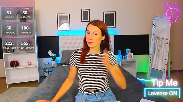 KiraNeeww online show from 07/16/26, 05:24