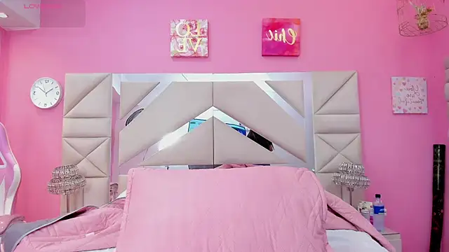 Diamond juliana online show from 05/14/26, 03:13