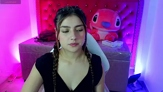 Diamond juliana online show from 05/26/26, 03:13