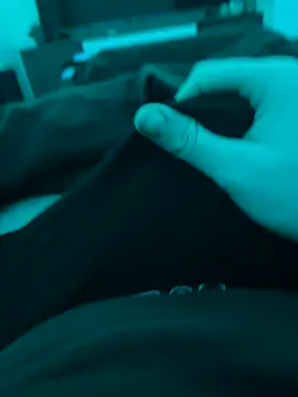 Snapshot of hornygayman2818 chatting on 12/15/25, 12:15 hornygayman2818 online show from 12/15/25, 12:15