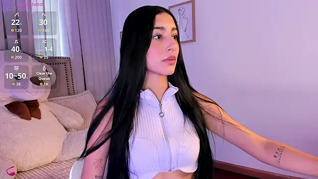 Snapshot of lya__brown chatting on 05/25/26, 12:11 lya brown online show from 05/25/26, 12:11