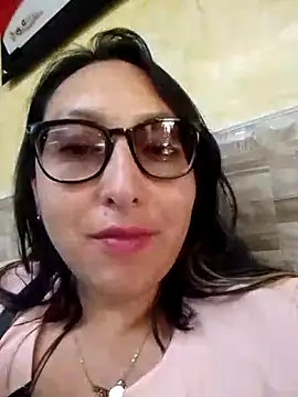 Valeria montana  online show from 05/01/26, 08:24