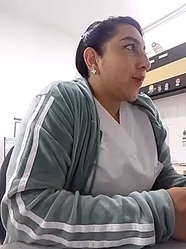 Valeria montana  online show from 06/25/26, 11:48