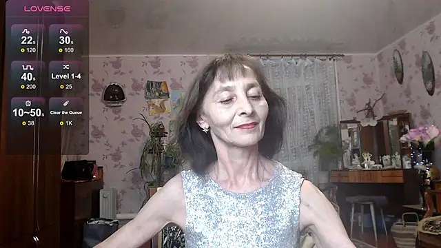 Snapshot of Angelina-Missteria chatting on 12/14/25, 04:01 Angelina-Missteria online show from 12/14/25, 04:01