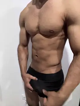 Snapshot of BrunoHot_ chatting on 12/13/25, 10:15 BrunoHot online show from 12/13/25, 10:15