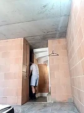 Snapshot of MaxSteel_x chatting on 12/16/25, 04:23 MaxSteel x online show from 12/16/25, 04:23