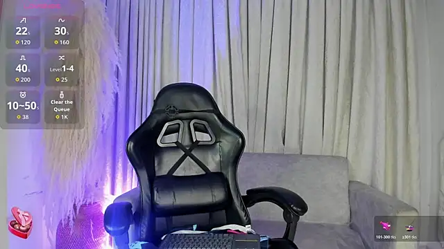 Snapshot of velvet_ari chatting on 12/14/25, 05:35 velvet ari online show from 12/14/25, 05:35