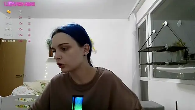 kawaii lavinaa online show from 12/05/25, 06:48