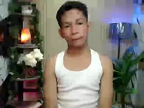 Snapshot of TheBoyAboveYou chatting on 12/03/25, 05:00 TheBoyAboveYou online show from 12/03/25, 05:00