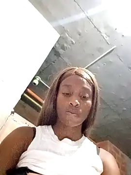 Snapshot of Andy-rousse chatting on 12/14/25, 03:01 Andy-rousse online show from 12/14/25, 03:01