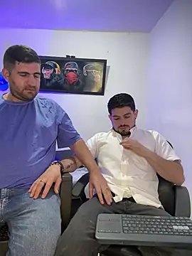 williamsmiiths16 online show from 07/26/26, 12:08
