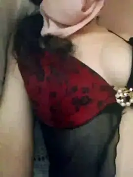 Snapshot of Almas-arabic chatting on 03/26/26, 01:49 Almas-arabic online show from 03/26/26, 01:49