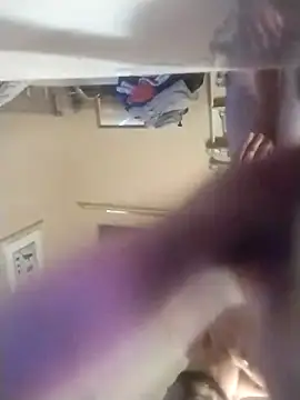 Snapshot of bigjohnson2914 chatting on 12/14/25, 09:30 bigjohnson2914 online show from 12/14/25, 09:30