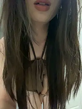 Snapshot of yaqing666 chatting on 06/09/26, 03:01 yaqing666 online show from 06/09/26, 03:01