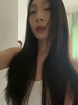 yaqing666 online show from 06/28/26, 05:35