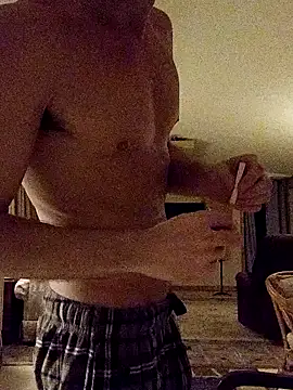 Snapshot of thewalrus1202 chatting on 12/04/25, 11:13 thewalrus1202 online show from 12/04/25, 11:13