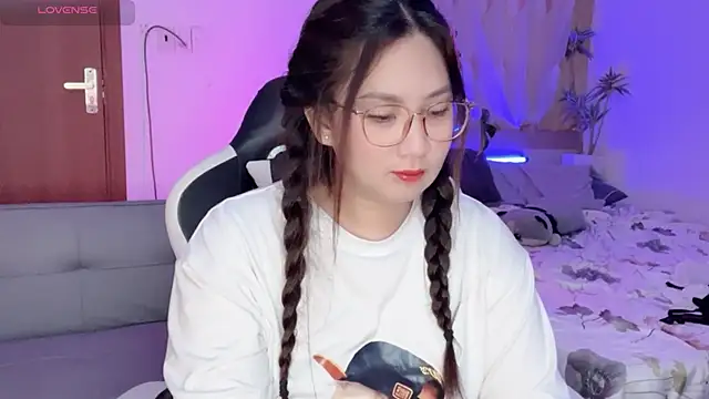Ni-Ni 2K online show from 07/18/26, 03:54