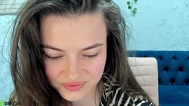 Graceee  online show from 05/20/26, 03:13