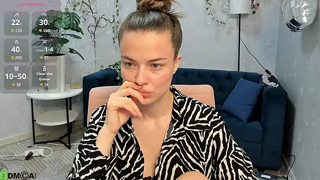 Graceee  online show from 07/10/26, 03:00