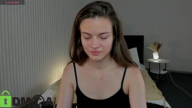 Graceee  online show from 08/08/26, 02:47