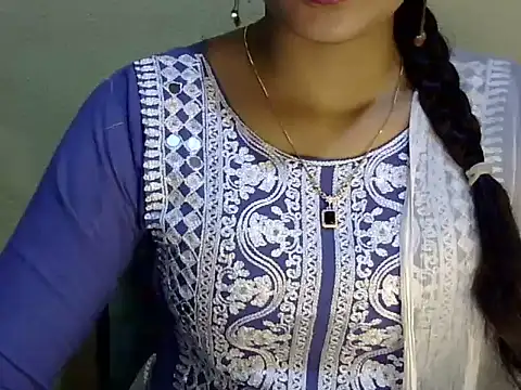 Snapshot of Shab_M chatting on 07/28/26, 12:48 Shab M online show from 07/28/26, 12:48