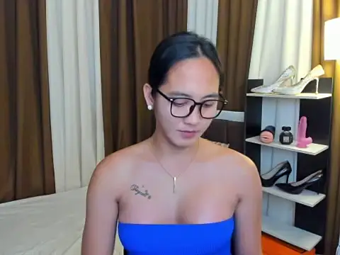 Snapshot of BigCockJannahGray chatting on 12/14/25, 04:56 BigCockJannahGray online show from 12/14/25, 04:56