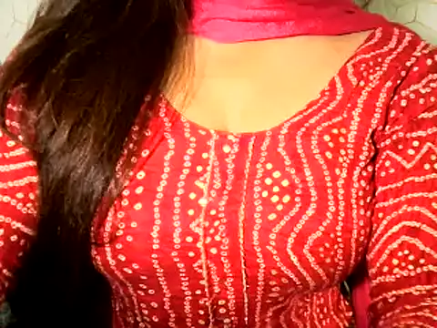 Hotty Suzuka online show from 05/11/26, 04:29