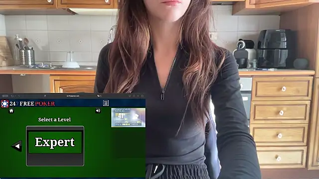 Snapshot of lonelymandy chatting on 12/18/25, 12:00 lonelymandy online show from 12/18/25, 12:00