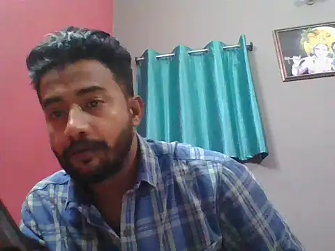 Snapshot of chutlhunter chatting on 12/16/25, 03:17 chutlhunter online show from 12/16/25, 03:17