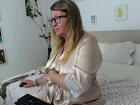 OlgaPavlova online show from 06/25/26, 11:37