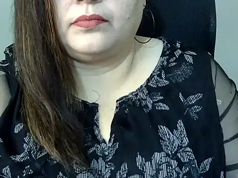 Snapshot of Soniya_Sha chatting on 02/11/26, 07:13 Soniya Sha online show from 02/11/26, 07:13