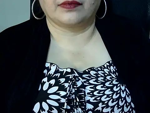 Snapshot of Soniya_Sha chatting on 03/14/26, 06:02 Soniya Sha online show from 03/14/26, 06:02