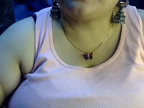 Soniya Sha online show from 07/27/26, 08:16