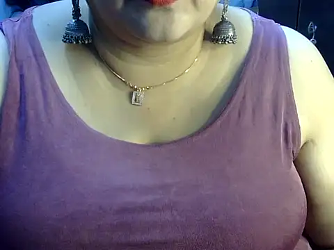 Soniya Sha online show from 07/28/26, 01:43
