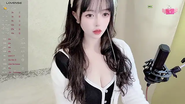 Anana- online show from 12/14/25, 04:29