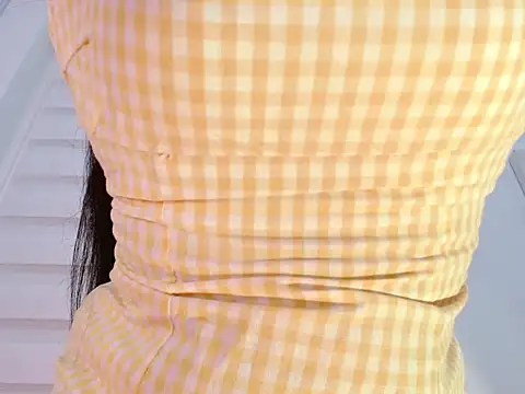 heellcat   online show from 12/04/25, 02:37