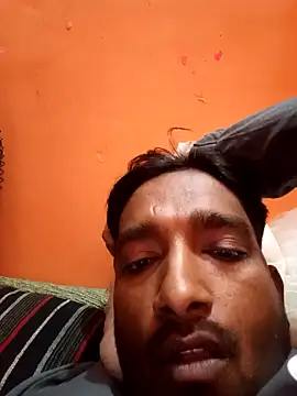 Snapshot of RahulPriya-1992 chatting on 12/05/25, 12:58 RahulPriya-1992 online show from 12/05/25, 12:58